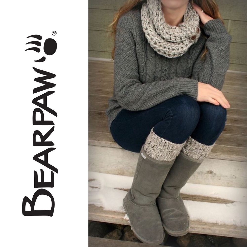 ‼️SALE‼️ BearPaw Emma Short Gray Boots - Picture 5 of 6